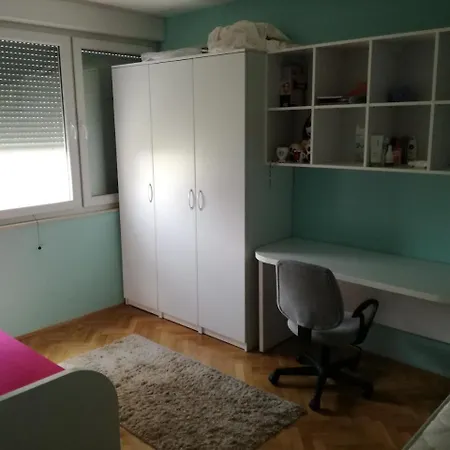 Apartman Lea Apartament